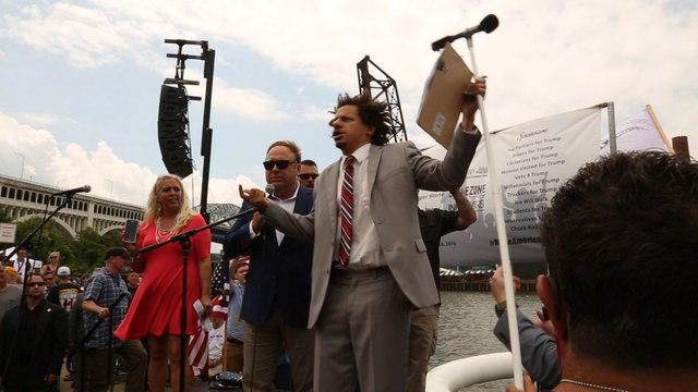 Comedian Eric Andre kicked out of Cleveland rally