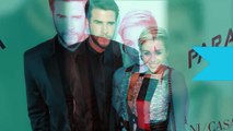 Miley Cyrus and Liam Hemsworth Flip off Paparazzi