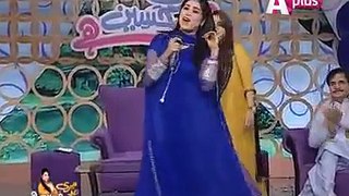 Qandeel baloch in APLUS morning show singing