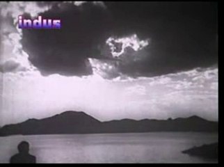 kabhi tanhaiyon mein hamari yaad ayegi......RIP Mubarak Begum