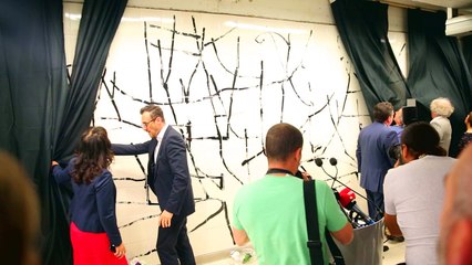 La nouvelle fresque de Benoît Van Innis, de la station de métro Maelbeek dévoilée.