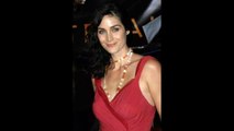 Carrie-Anne Moss