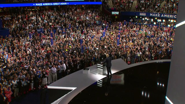 Melania Trump vante la candidature de son mari tout en plagiant un discours de Michelle Obama