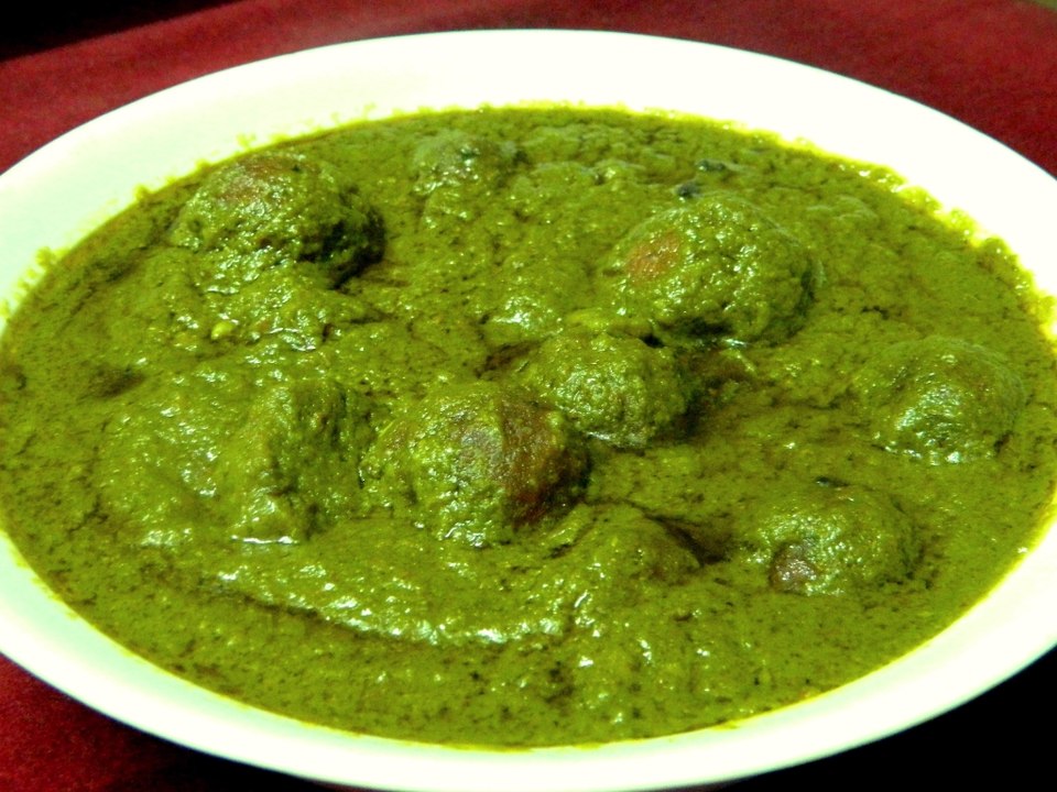 Palak Kofta Curry /Palak kofta?palak kofta in gravy /Malai kofta in palak Gravy