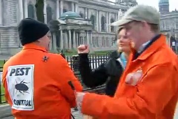 pest_control_whatsapp_funny_videos_download_funny_mp4_videos_and_funny_mp4_clips-(mobighar.com)