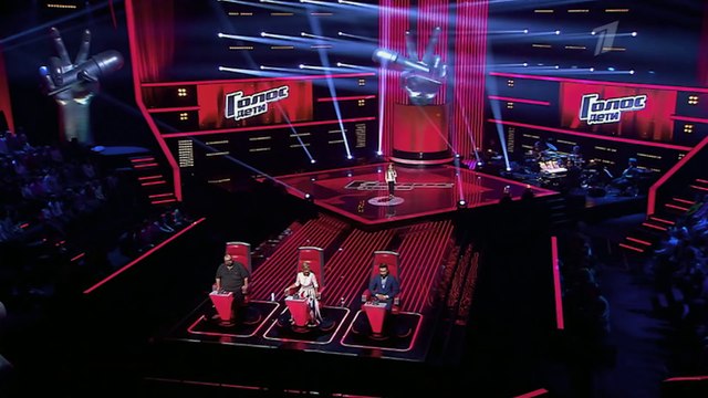 Назели Варелджян - А снег идет