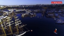 Brest 2016.  Le départ de la flotte filmé par un drone