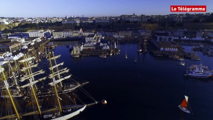 Brest 2016.  Le départ de la flotte filmé par un drone