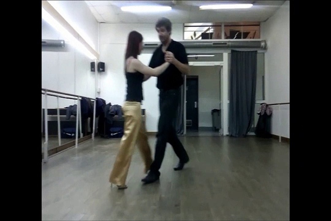 MISS et ERIC (C2011.03.31) - résumé de cours et improvisation, tango nuevo et fantasia