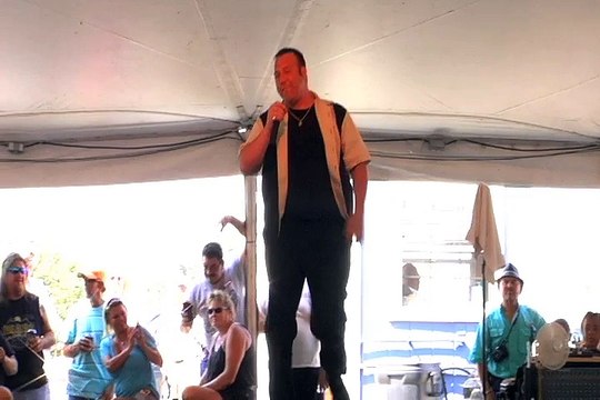 Scott Michael sings 'Elvis Medley' Elvis Week 2012