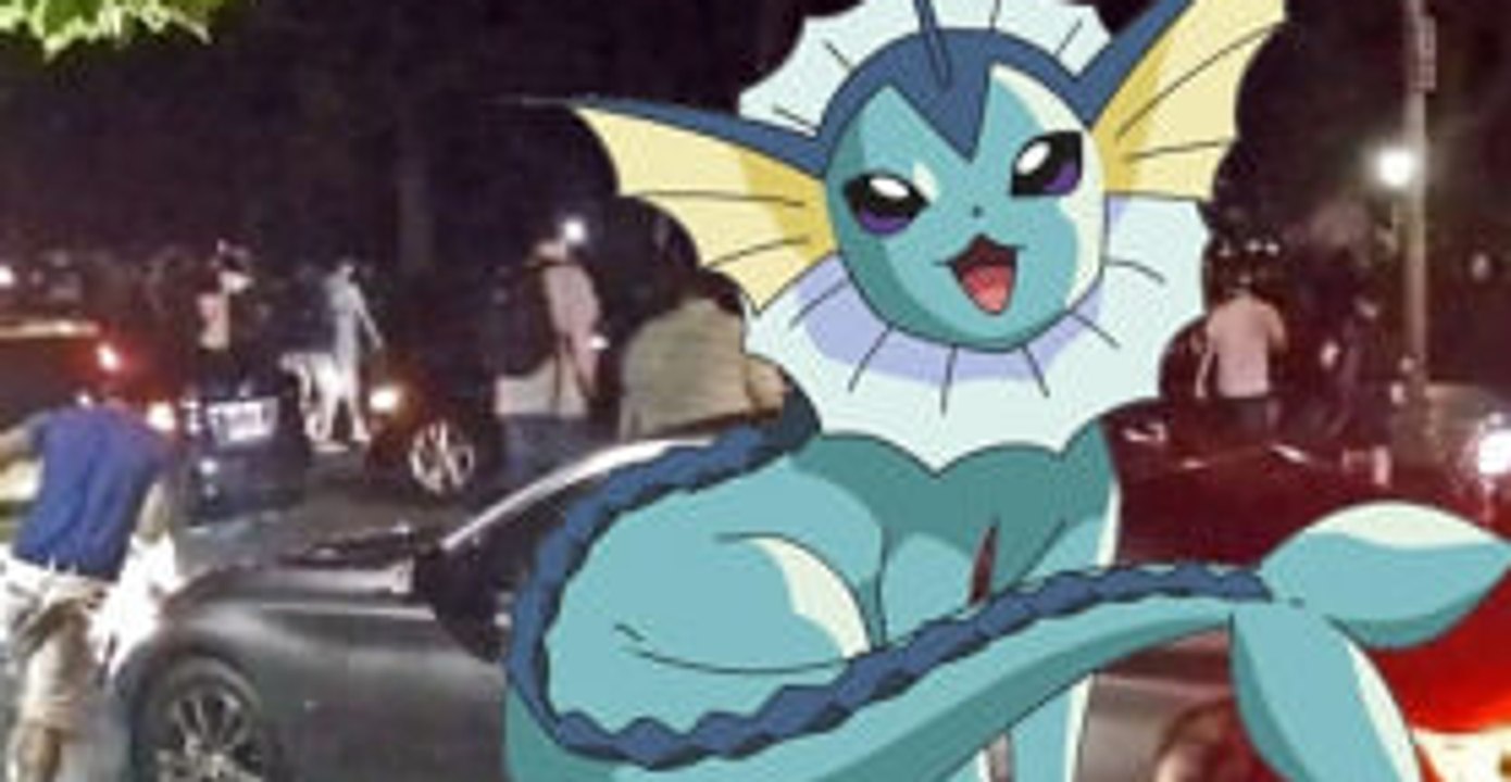 Watch A Huge Crowd Of "Pokémon GO" Players Stampede Central Park For Rare Pokémon