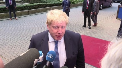 Canciller británico se reúne por primera vez con colegas de UE
