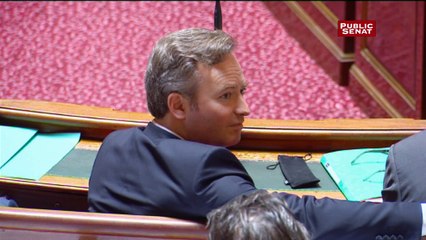 Pierre Laurent à la droite : « Vous ne voulez pas laisser vos empreintes sur la scène du crime »