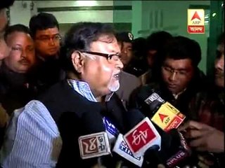 Partha visits hospital to meet Rezzak