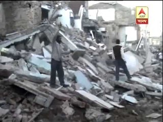 under constuction building in Ujjain collapesed