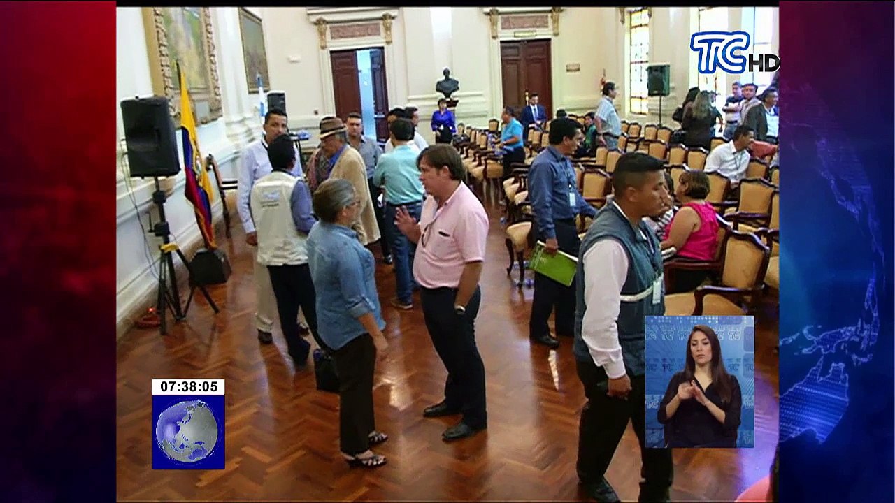 Gobernador del Guayas pide renuncia a comisarios