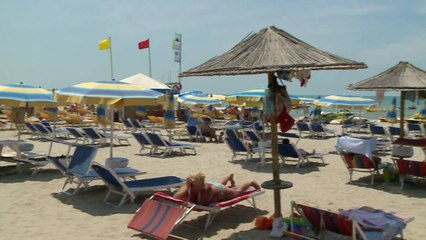 Plazhet pa roje, “baywatch”-ët  u trajnuan, por mbetën pa punë - Top Channel Albania - News - Lajme