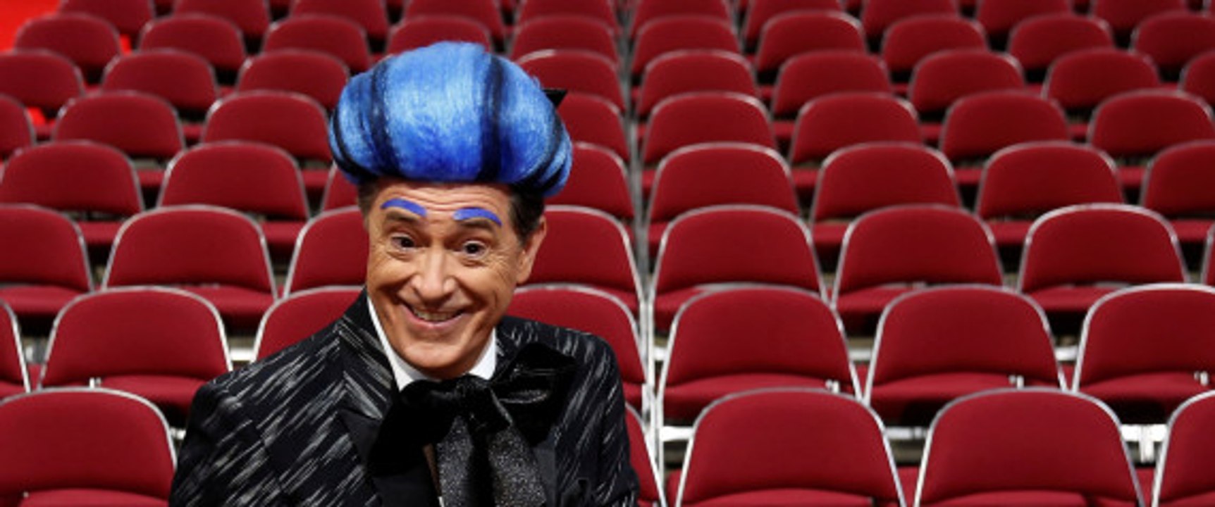 Stephen Colbert Hijacks Mic at RNC