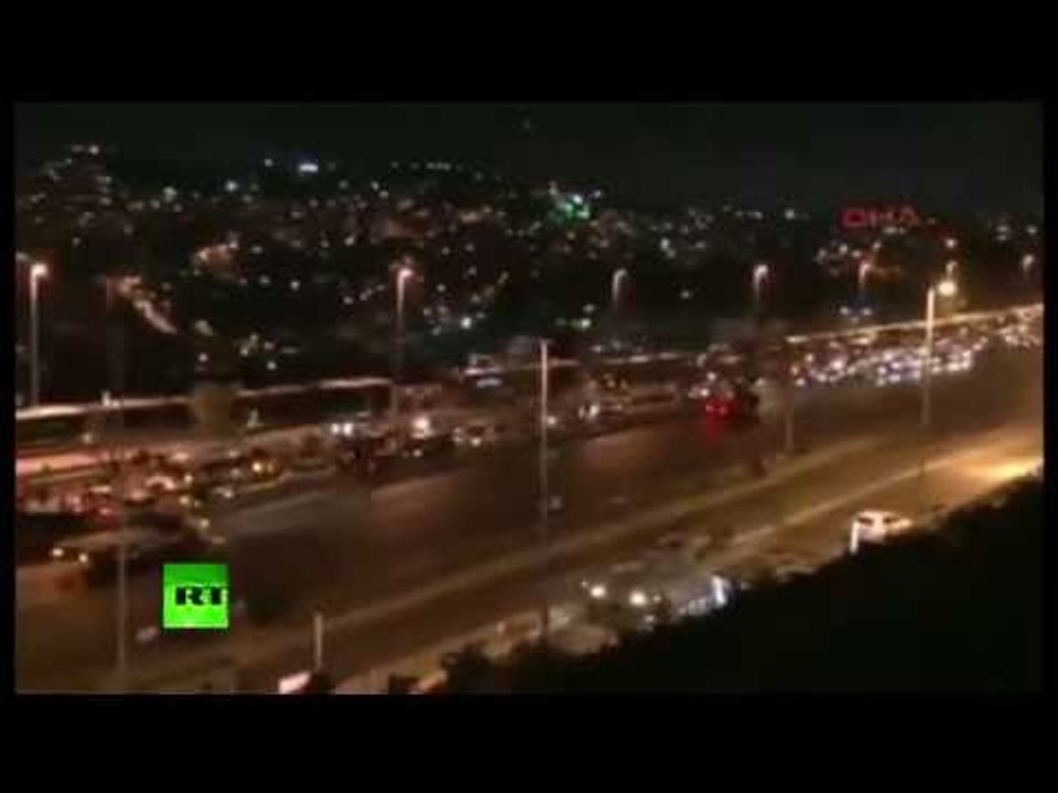 Turkey coup: Tanks on streets of Istanbul