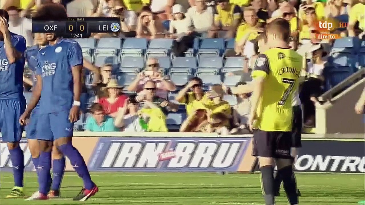0-1 Chris Maguire Amazing Free-Kick Goal HD - Leicester City 0-1 Oxford United 1