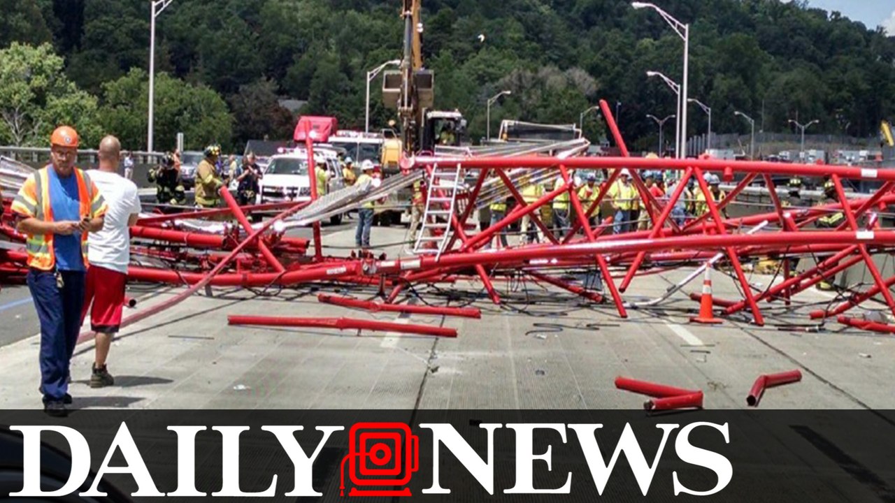 Crane Collapses On Tappan Zee Bridge