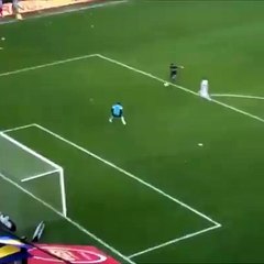 Outrageous rabona goal from Jonathan Calleri