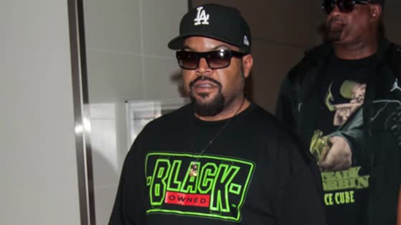 Ice Cube wird weiter 'F*** Tha Police' singen