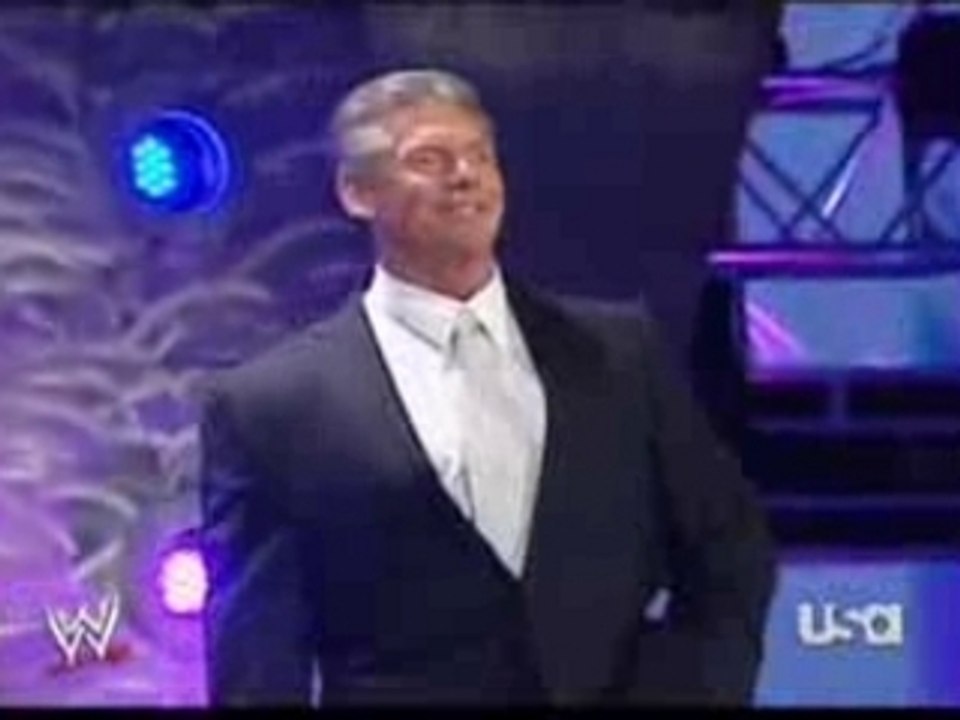 WWE RAW 2006 The Spirit Squad VS Triple H