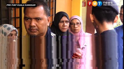 Datin Mastura keluar mengundi