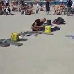 Increíble músico callejero