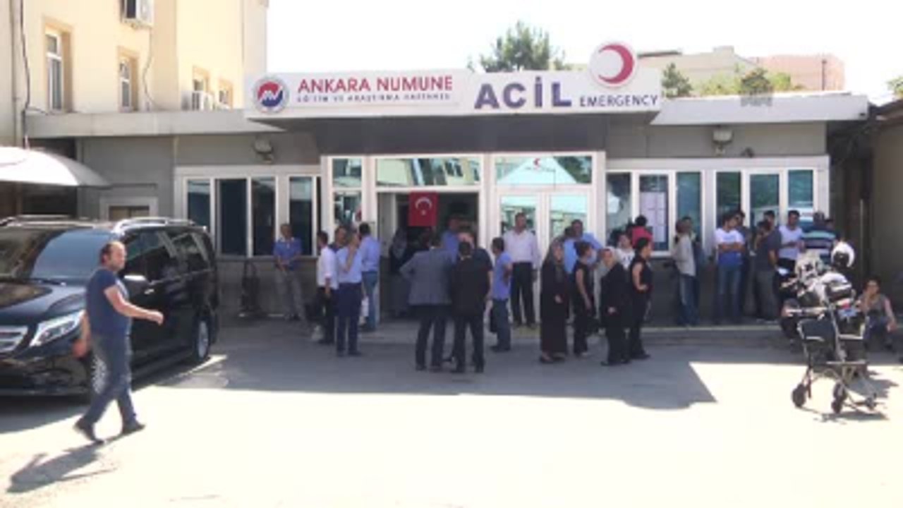 Yaralıların Yardımına Koşarken Şehit Oldu