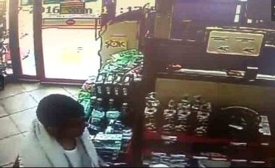 Erdoğan'a Saldıran Darbeci Asker Şort ve Havluyla Markette Görüntülendi