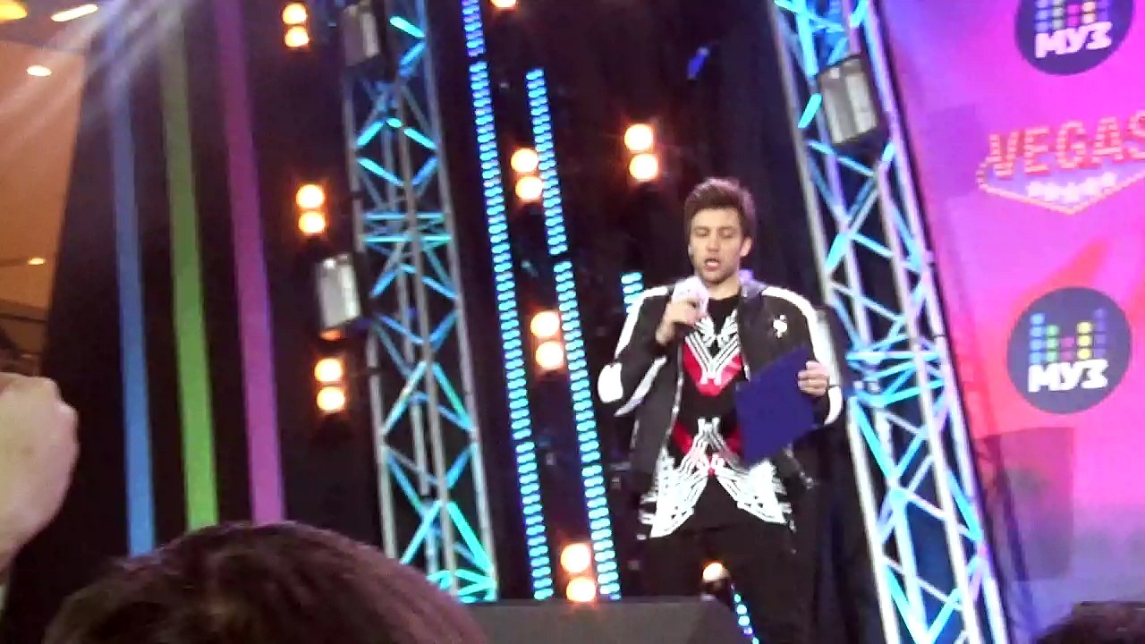 Артем Шалимов разыгрывает призы(ПЗ,3.4.16)