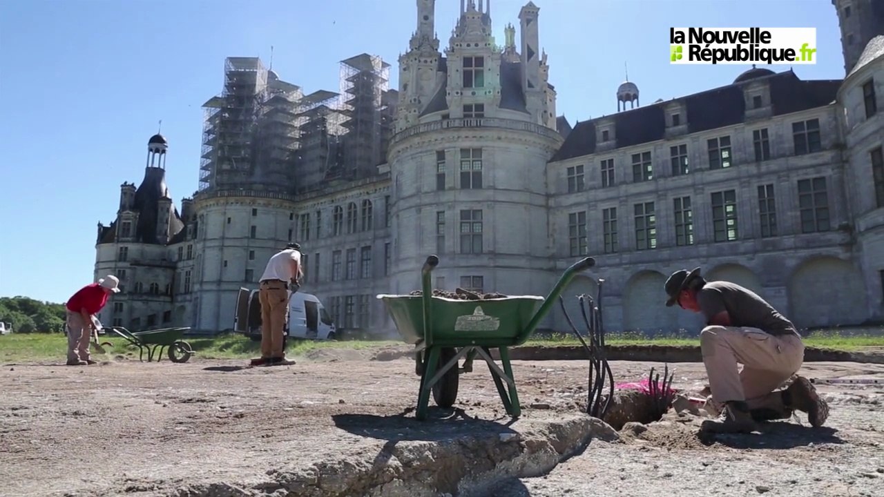 VIDEO (41) Des fouilles préventives jaillira le futur jardin à Chambord