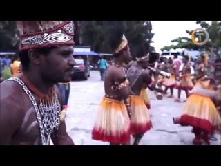 Menikmati Suguhan Budaya di Danau Sentani