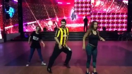 Pedro ensayando la Salsa - 18 de Julio