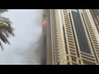 Imagenes del edificio que cojio fuego en el dia de hoy