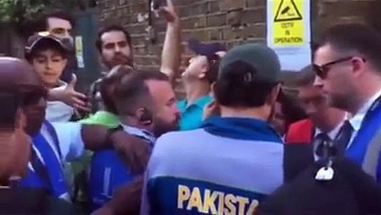What Pakistanis Did When Misbah ul Haq Came Out Side From Ground