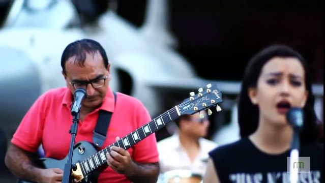 Watan Ki Beti - Pakistan Army Song 2015