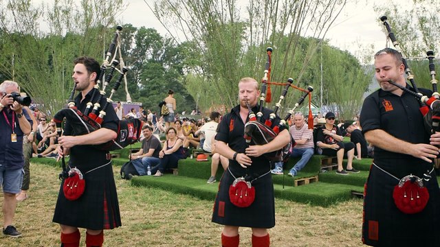 Paléo 2016 - Red Hot Chilli Pipers en session acoustique
