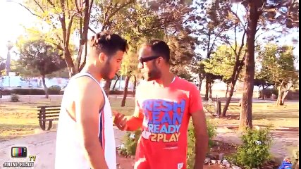 فاش كتبغي تبان واعر قدام شي بنت أوكتندم - Moul ndader -