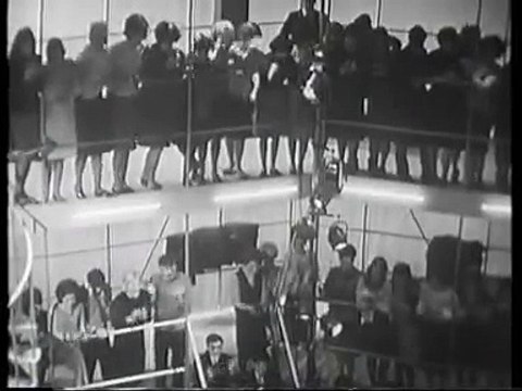 The Beatles : Around The Beatles