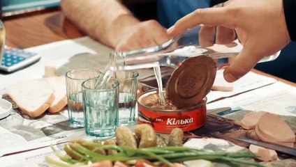 Милиционеры провожают уголовника на волю )) Смеялся до слёз!