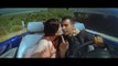 Kareena Kapoor , Akshay Hot Lip Lock While Driving
