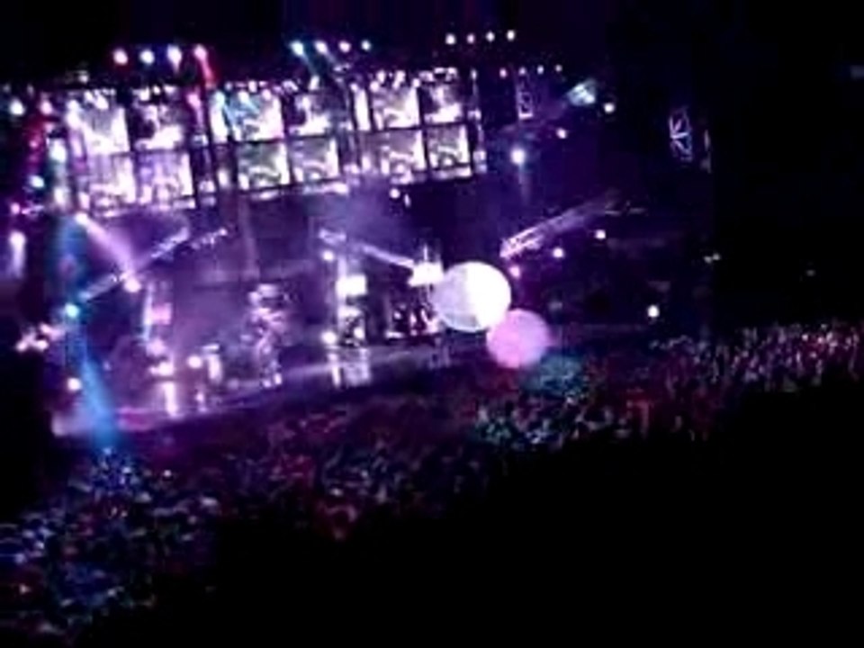 Muse - Plug In Baby Live @ Arenes de Nimes