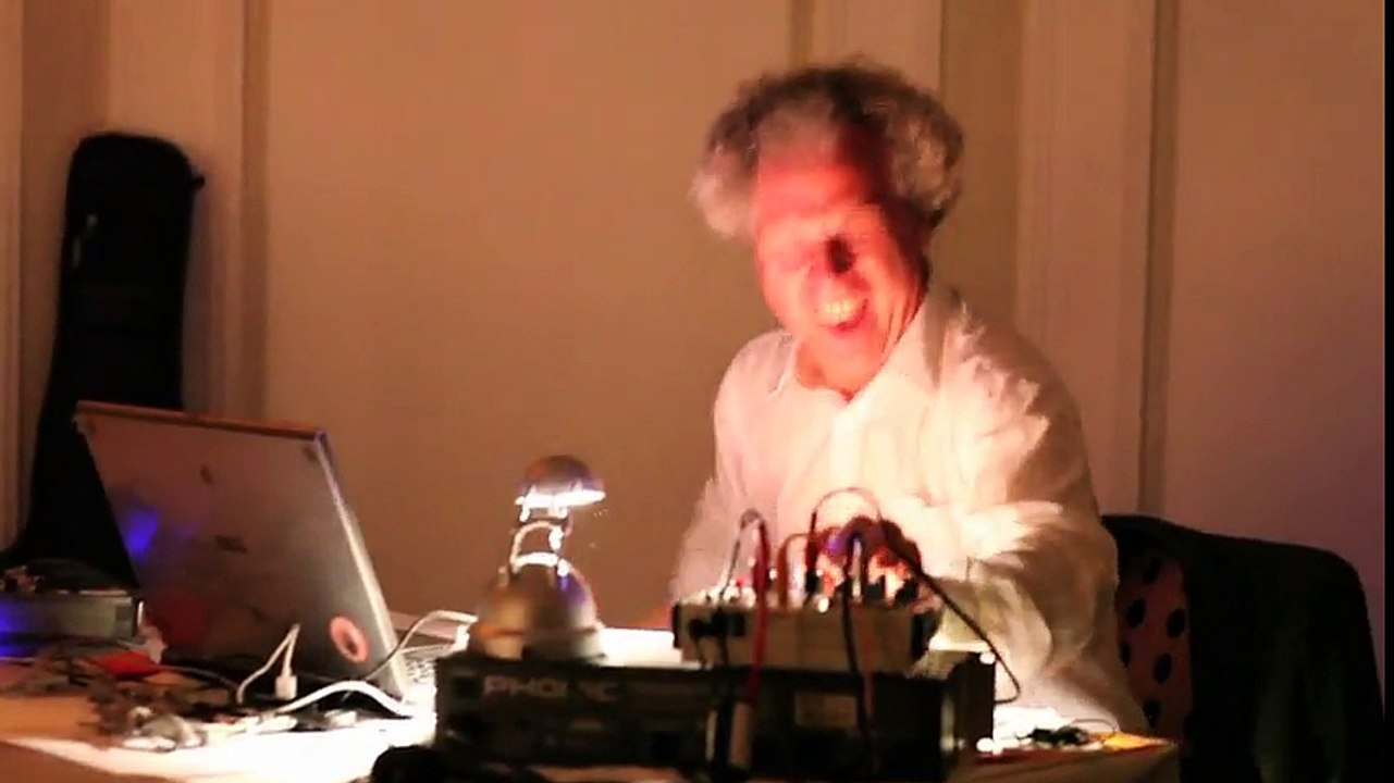 Quand c'est ton père qui gère les platines, humour et très drôle