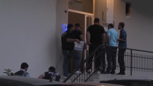 Fetö'nün Darbe Girişimi - 11 Avukat Gözaltına Alındı - İzmir