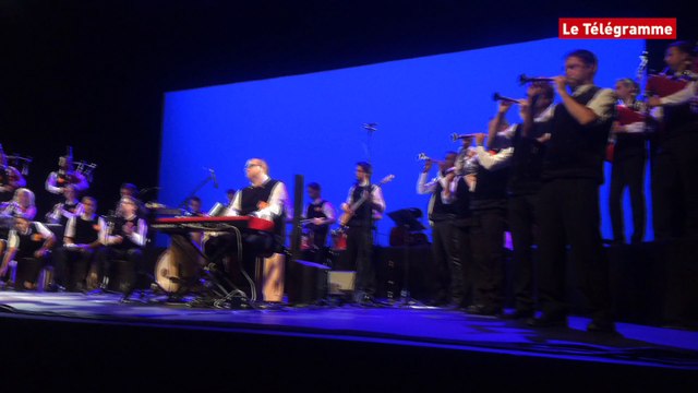 Festival de Cornouaille. Bagad Cap Caval : Des sons plus tribaux