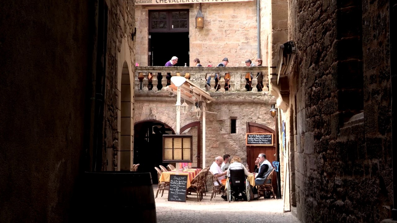 Dossier Redynamiser les Centres Villes : Flashcodes et Tags NFC à Sarlat (24)