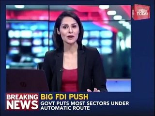 Girls Jumps In Front Of Train Caught On Camera